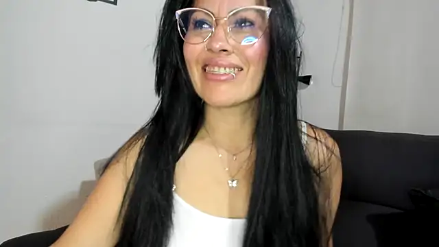 دردشة Tania_mature ا لجنسية المباشرة