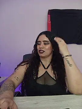 MariaGaitan's Live XXX Chat