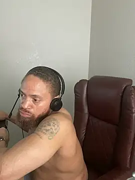 Fathero1time Live XXX Chat