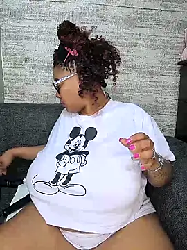 ExclusiveLeexx's Live XXX Chat