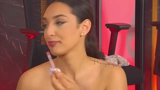 Kimberlymav Chat XXX live