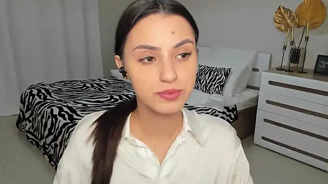 Jasmine_Stewart Live XXX-Chat