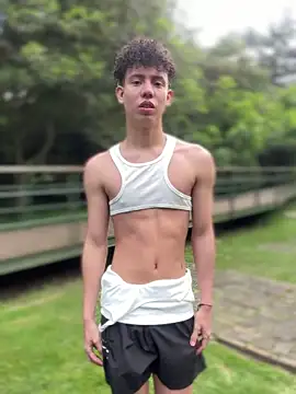XXX chat uživo modela yoursexyjose