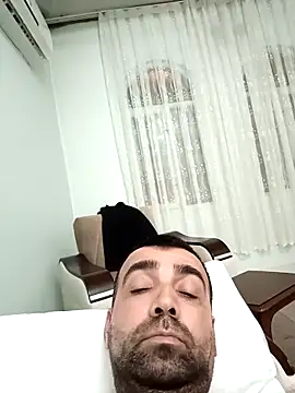 Bugattiveyron1 Adlı Modelin Web Kamerası Şovu