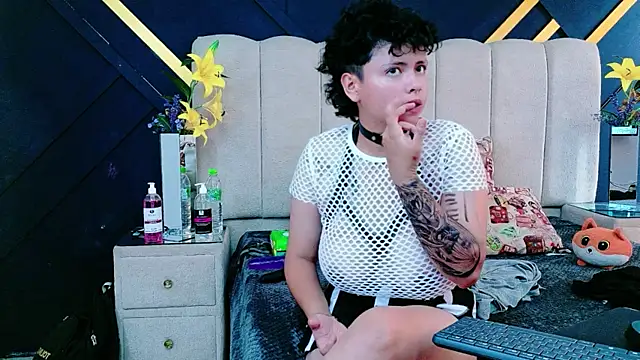 NikiEvanz: απευθείας συνομιλία ΧΧΧ