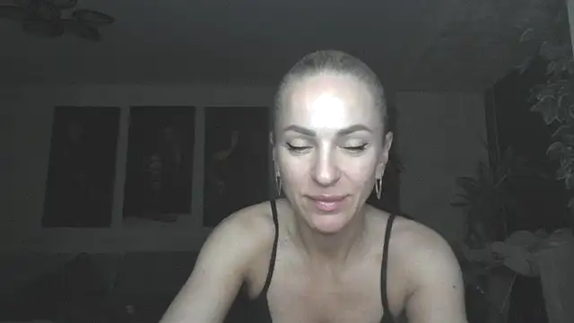 Chatroom XXX en direct de annamariya1563