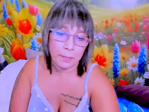 indianroxy 现场XXX聊天