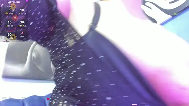 Juliana_bigboobsのライブXXXチャット