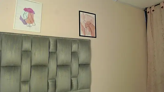 Chat +18 de Zaaida_ ao vivo