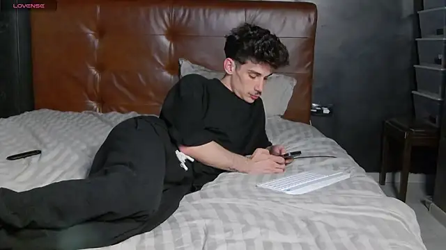 DanielCrush1 Webcam show