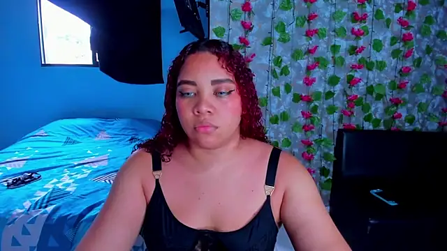 Chat +18 de AngelaCoffee ao vivo