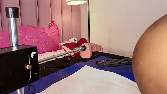 HallyBans Show in webcam