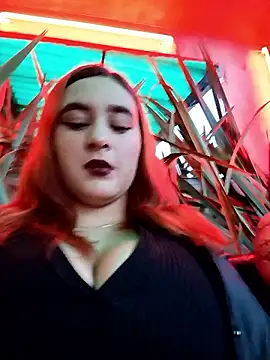 katty_42 Pertunjukan Webcam