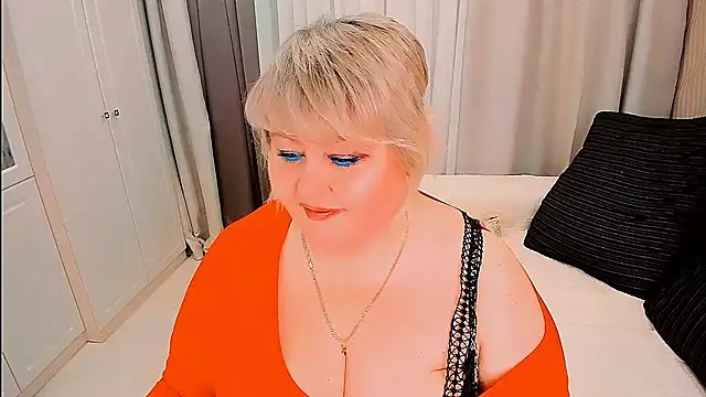 BIGTITSBBW – Kamerová šou