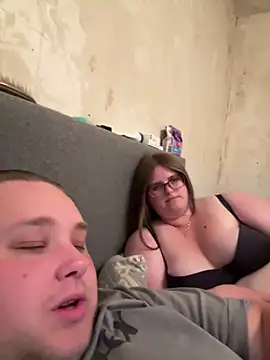 Chat XXX Live CurvyPaar2