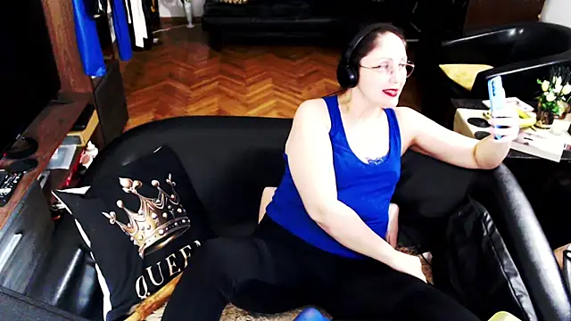 Chat XXX en directo de Imperatriza