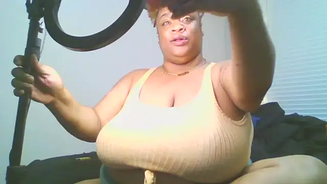 Онлайн чат XXX NaughtyHottieBBW
