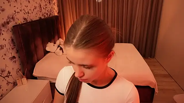 ChloeSpark Live XXX-Chat