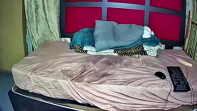 Živý XXX chat Exotic_FreakyQueen