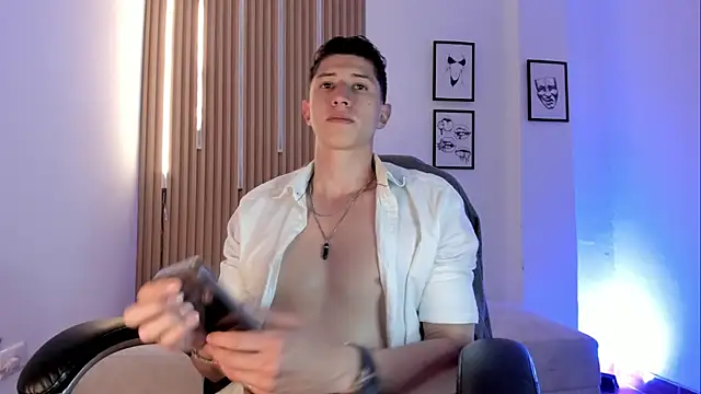 Dorianmistery2322_'s Webcam Show