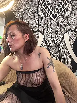 Chat +18 de Boonny_Boo- ao vivo