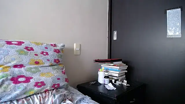 Chat +18 de KAROLCANDY ao vivo