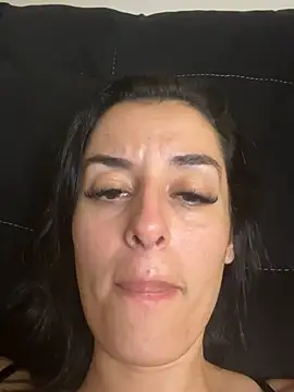 Chat +18 de Catmila94 ao vivo