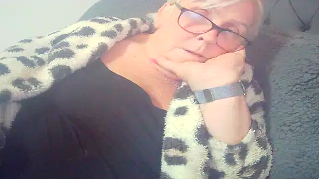 Show Webcam de Playful_MILF_Demi