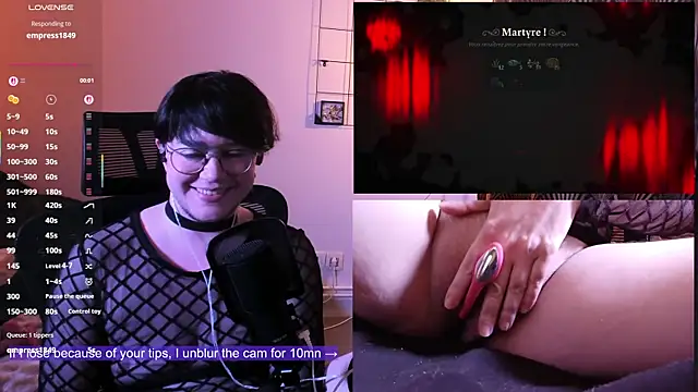 FennCamboy Adlı Modelin Canlı XXX Sohbeti