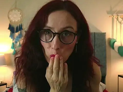 IberianMoonMK Chat XXX in diretta