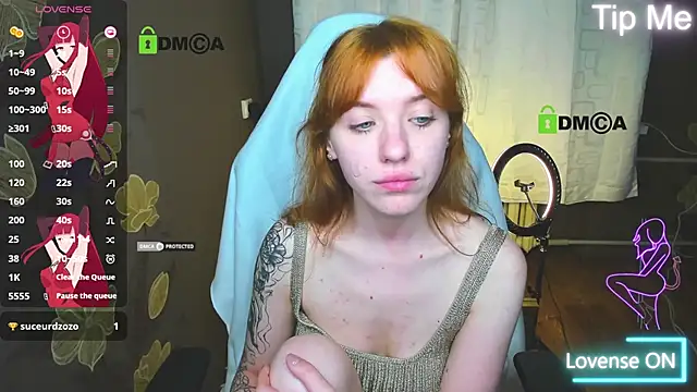 Chat XXX en directo de MeganNewCat