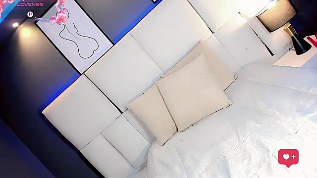 Kornylovee's Live XXX Chat