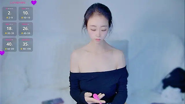 hyp0crite 在線直播表演