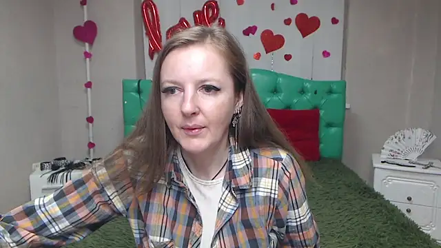 MeganPirs Chat XXX live