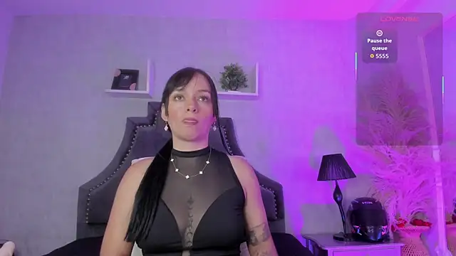 EmiliaRose_ – Naživo XXX chat