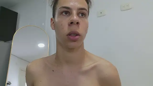 grey___27 Webcamshow
