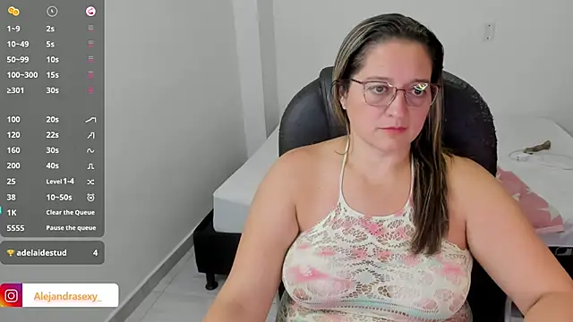 Živý XXX chat alejandra_milf_