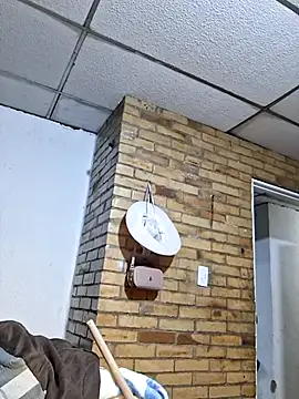 Czat XXX na żywo – Backdoor_Newbie