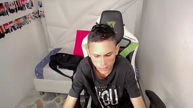 Вебкам-шоу sombra_18