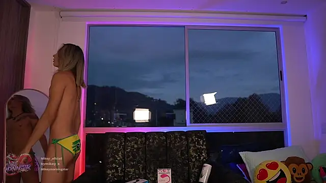 Mikey_MorningstarのライブXXXチャット