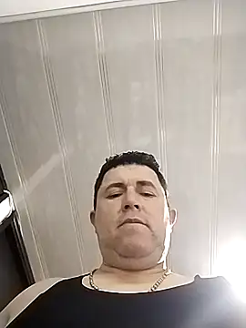 XXX chat uživo modela BigCristh79