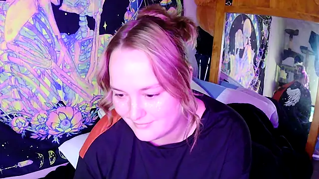 Princessblazed444's Webcam Show