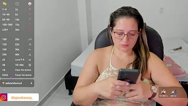 Chat XXX en directo de alejandra_milf_