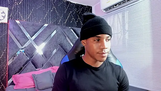 axel_silva4's Live XXX Chat