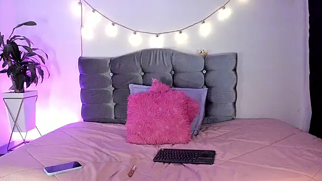 MarieLatex Chat XXX live