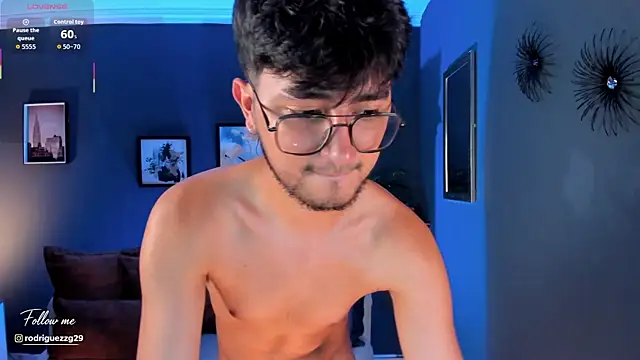 Dante_Rushx Adlı Modelin Canlı XXX Sohbeti