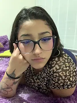 Chat +18 de LilithMonette ao vivo