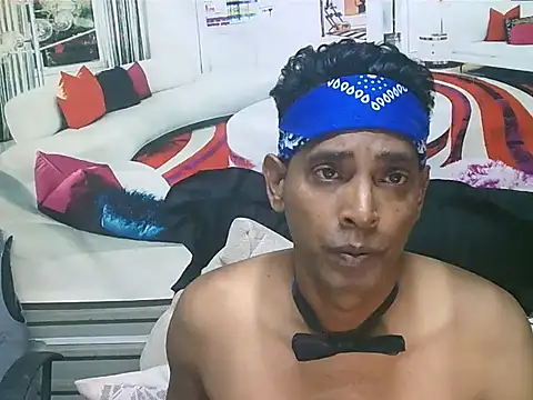 IndianHunk01's Live XXX Chat
