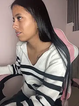 Chat +18 de CELESTE_-EC ao vivo