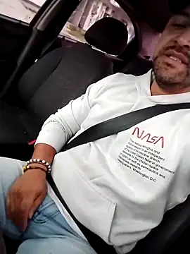 Chat XXX ao vivo de AlejoMoretti